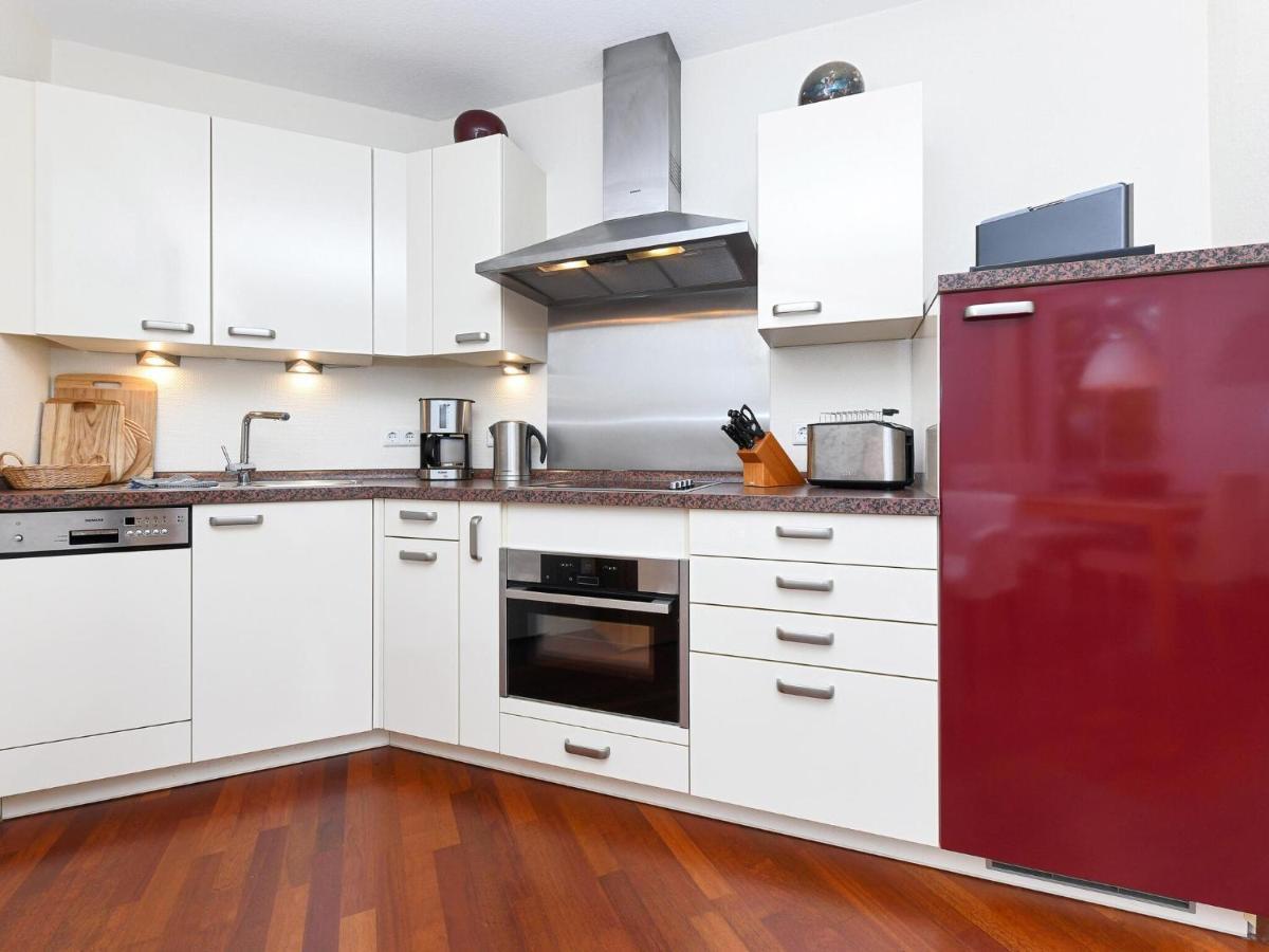 Charming Apartment On Ruegen Island With Balcony Sellin  Bagian luar foto