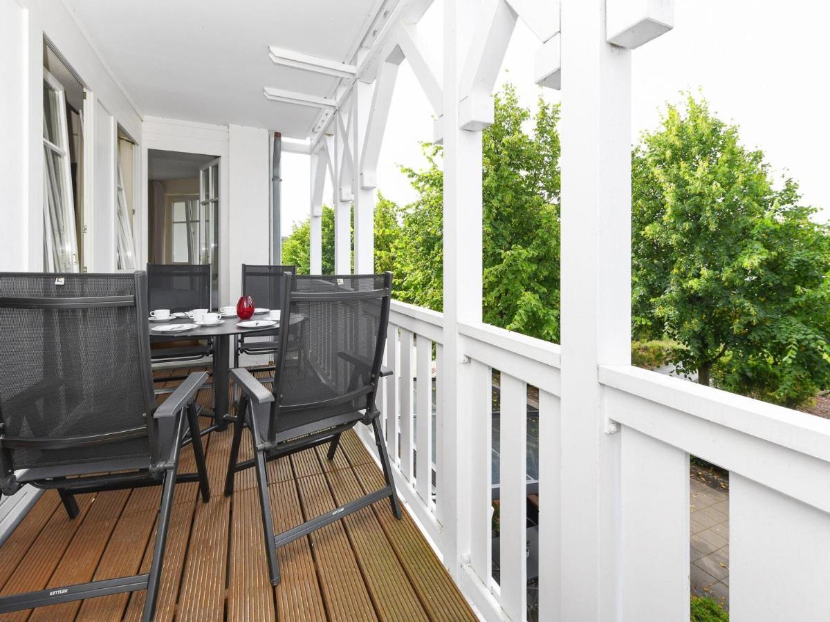 Charming Apartment On Ruegen Island With Balcony Sellin  Bagian luar foto